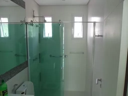 BOX EM VIDRO TEMPERADO